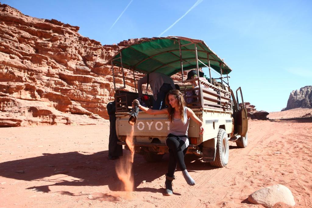 Bedouin Expedition Вади Рум Екстериор снимка